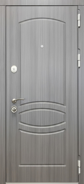 Входная квартирная дверь с отделкой из серых фрезерованных панелей МДФ